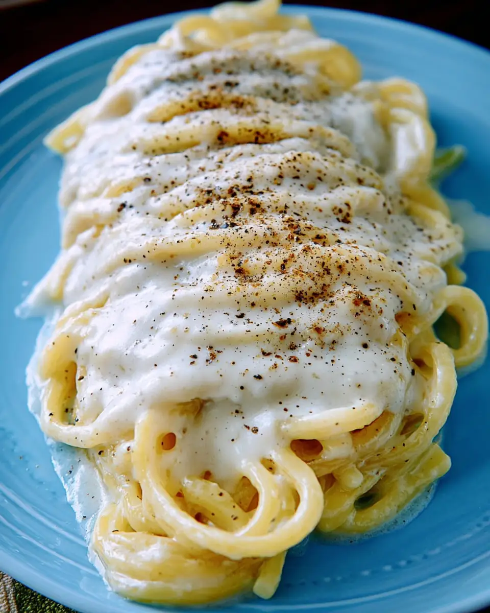 A delicious plate of Cacio e Pepe Pasta